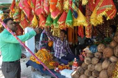 वासंतिक नवरात्र आज से, सजा मां का दरबार