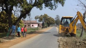 शुरु हुआ कोल्हुई- बृजमनगंज मार्ग का चौड़ीकरण कार्य